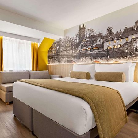 Super 8 By Wyndham Chester East Bagian luar foto