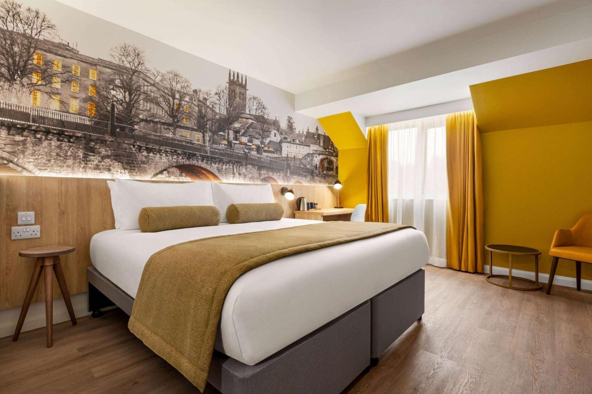 Super 8 By Wyndham Chester East Bagian luar foto